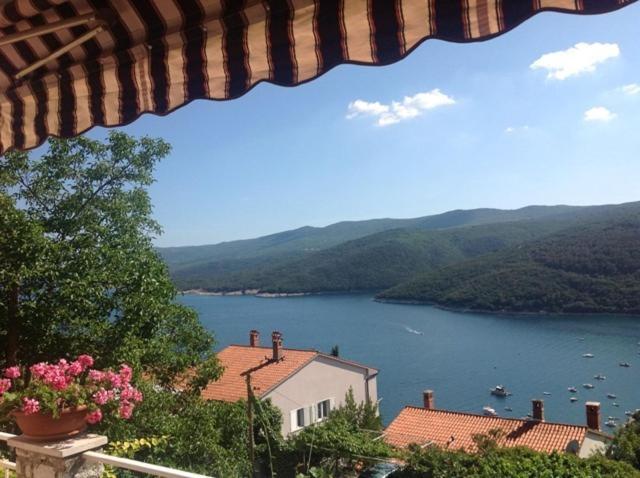 Apartments Alma Rabac Δωμάτιο φωτογραφία